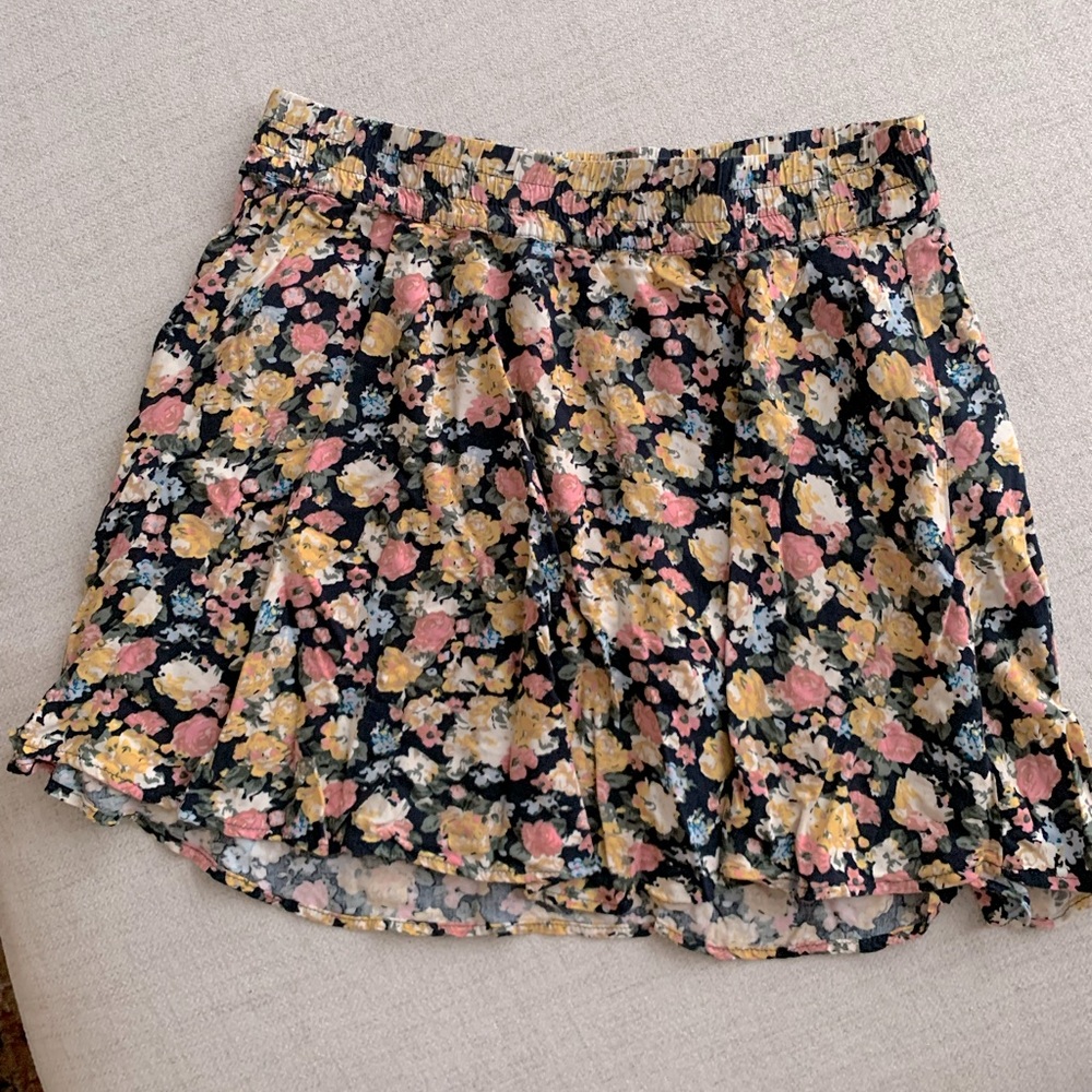 Veto moda floral skirt size large